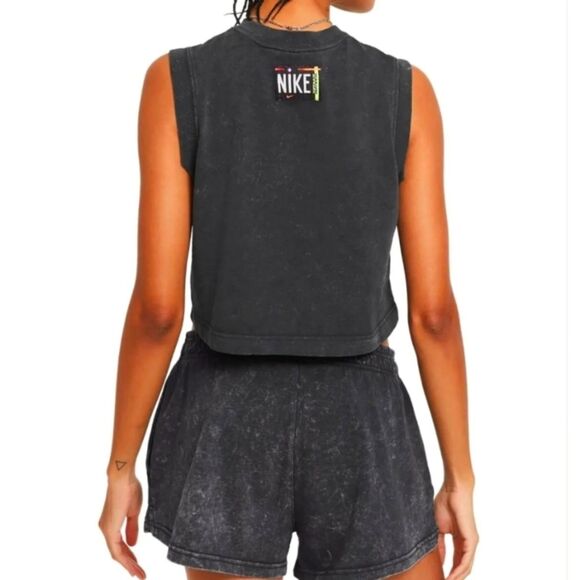 Nike Crew-Neck Acid Wash Retro Cropped Sleeveless Top - Size Medium - Picture 2 of 6